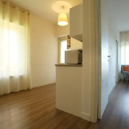 Apartment Jitaku Maine