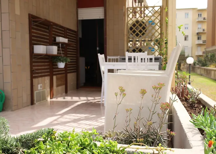 アパート Jitaku Maine カリアリ